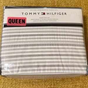 NEW ~ Tommy Hilfiger Queen Sheet Set